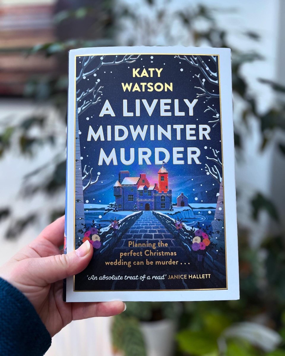 Jen travels.along.my.bookshelf (@travels_along) on Twitter photo Itās #MurderousMonday and today Iām reviewing #AVeryLivelyMidwinterMurder by <a href="/KWatsonAuthor/">Katy Watson</a> <a href="/LittleBrownUK/">Little, Brown UK</a>
The #ThreeDahlias are back in a simply superb Christmas outing!
Full review on insta ā¬ļøā¬ļøā¬ļø
instagram.com/p/DDEP9SEAf-Z/⦠Itās #MurderousMonday and today Iām reviewing #AVeryLivelyMidwinterMurder by <a href="/KWatsonAuthor/">Katy Watson</a> <a href="/LittleBrownUK/">Little, Brown UK</a>
The #ThreeDahlias are back in a simply superb Christmas outing!
Full review on insta ā¬ļøā¬ļøā¬ļø
instagram.com/p/DDEP9SEAf-Z/ā¦