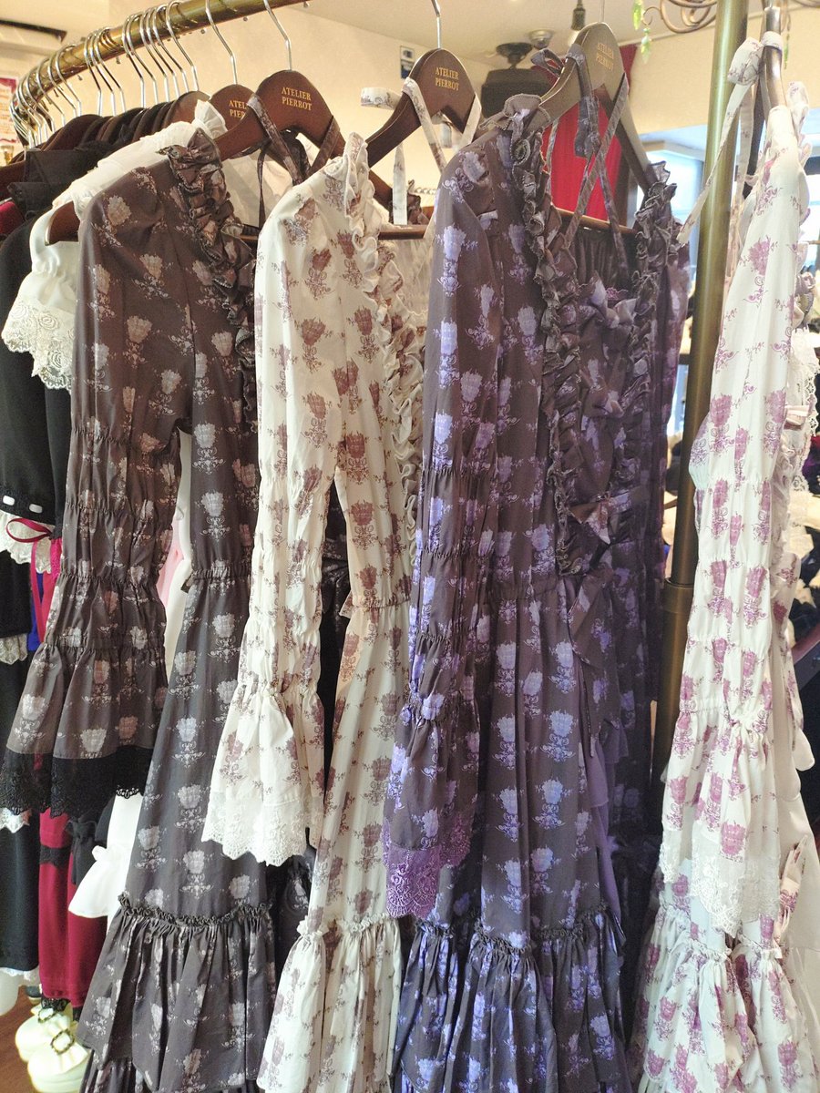 🌹ATELIER PIERROTおすすめアイテム🌹 Rosy Bouquet Dress Pink/Light