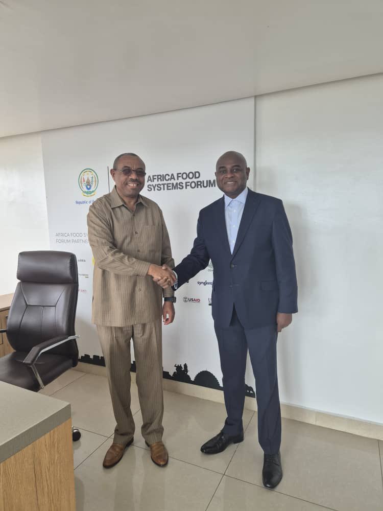 Kingsley Moghalu OON tweet media