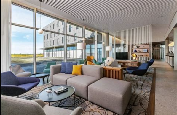 ExploreGia's tweet image. Iceland's first Marriott hotel, a Courtyard by Marriott, opened in Keflavik, just minutes from the airport. It’s the first modular steel structure hotel in Iceland, showcasing Marriott's expansion into the Nordic region. #Iceland #Marriott #ModularArchitecture