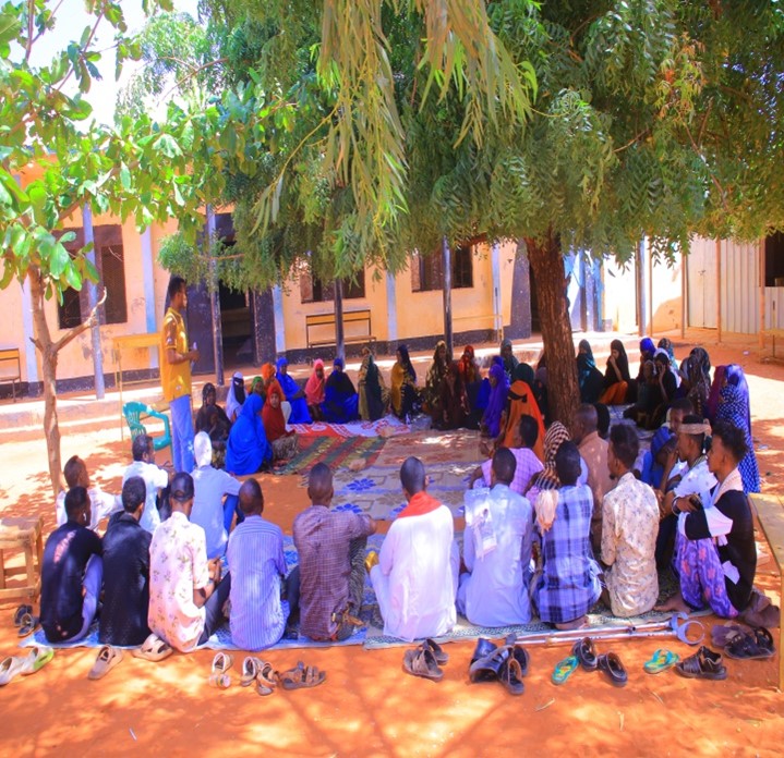 somalipeaceline's tweet photo. With the support of @Noradno and @SaveChildrenSO, SPL conducted a public campaign in #Abudwak and #Baledweyne to raise awareness about child protection issues. Aimed to educate and mobilize communities to prevent violence, abuse, exploitation, and neglect of children. #EndAbuse https://t.co/eD3YcpJPJW