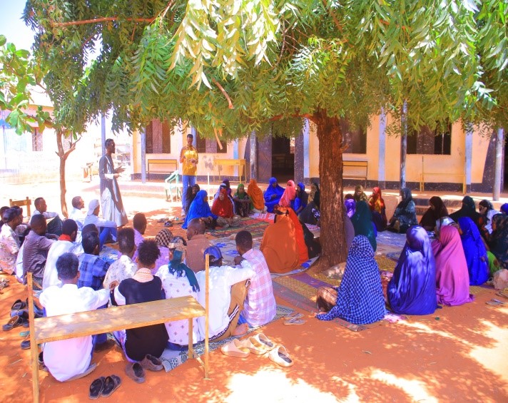 somalipeaceline's tweet photo. With the support of @Noradno and @SaveChildrenSO, SPL conducted a public campaign in #Abudwak and #Baledweyne to raise awareness about child protection issues. Aimed to educate and mobilize communities to prevent violence, abuse, exploitation, and neglect of children. #EndAbuse https://t.co/eD3YcpJPJW