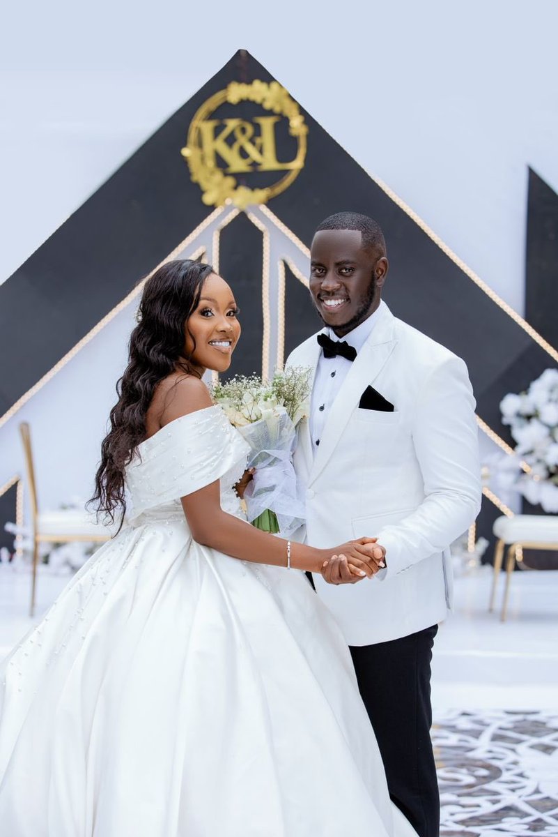 KairosFH's tweet photo. A year ago today, we were honored to be part of the Kamugishas’ marital journey. Today, we’re thrilled to celebrate this personal milestone with you, and we bless God for a marriage this purposeful, joyful, and divine. 🤍

Happy Love’s anniversary, good people. 💍🎊
#ConsiderKFH https://t.co/CPtuC2RElP