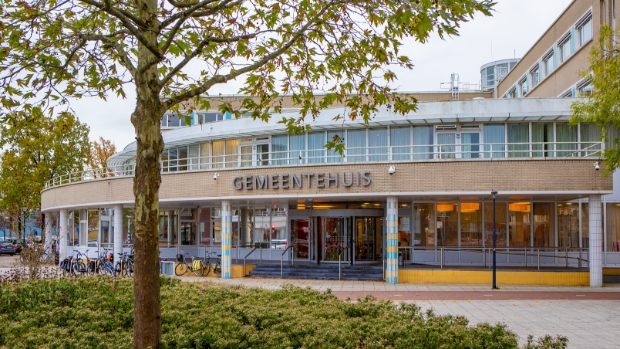 #Huizen Douwe Egberts waardebonnen doneren aan Voedselbank  -  huizernieuws.nl/l/346758