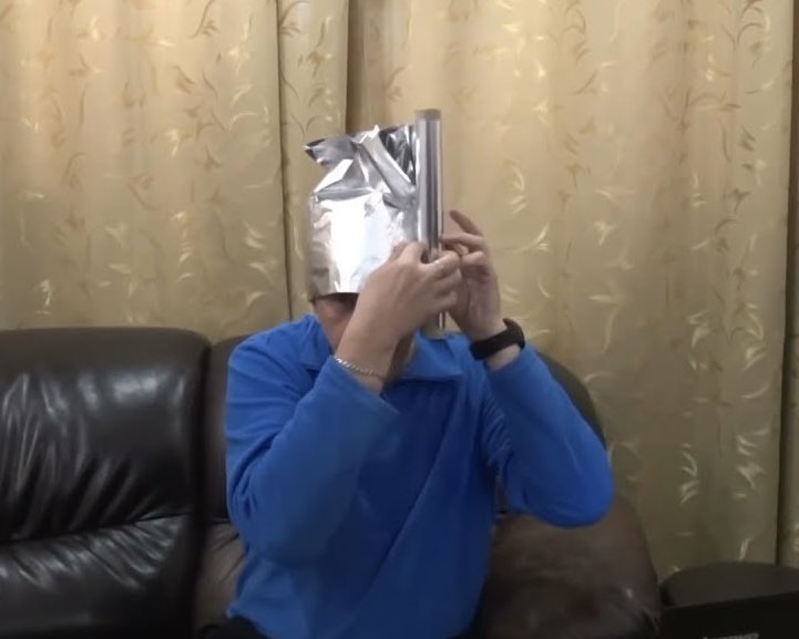 полтавська коза tweet media