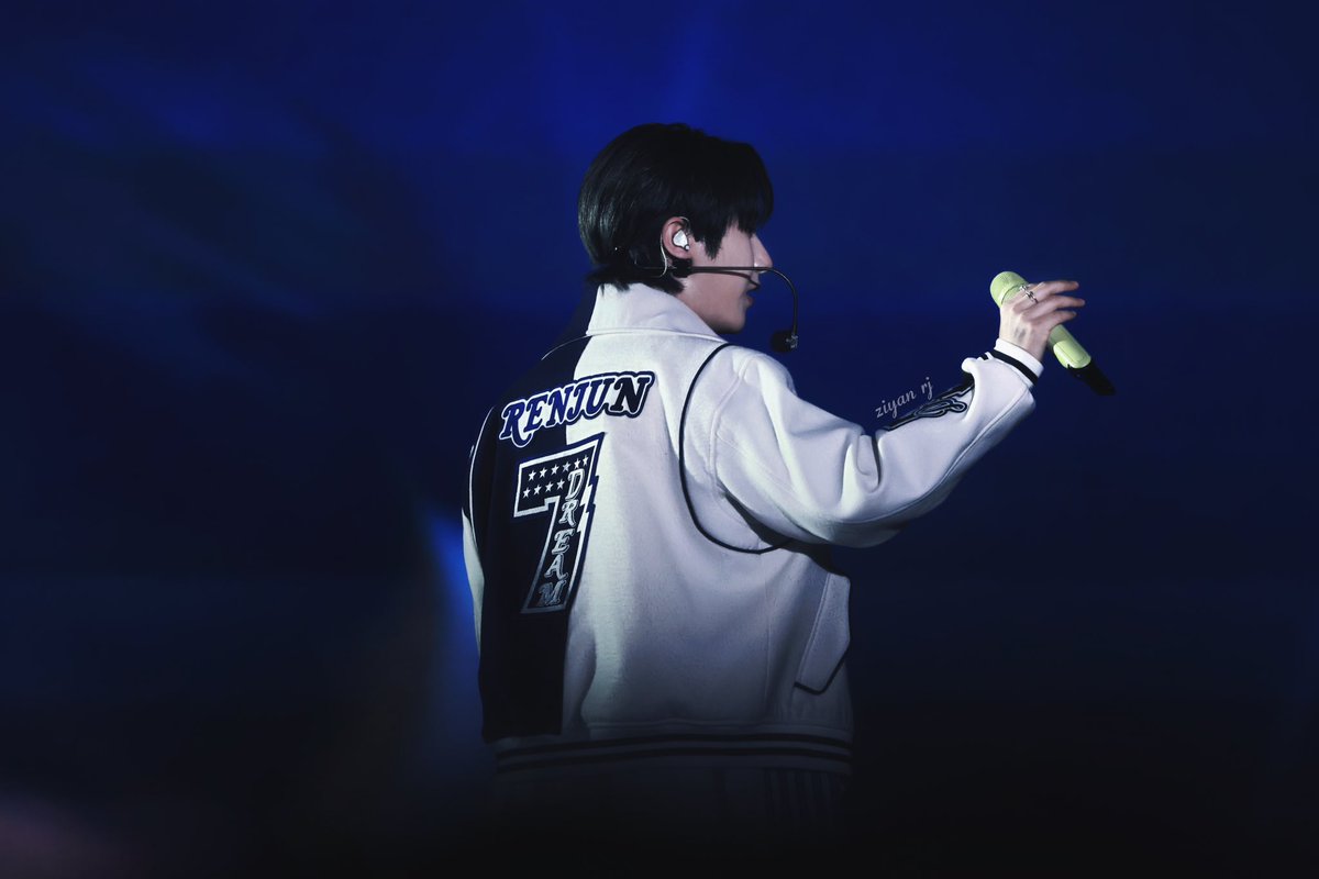 Pinkiziii tweet media