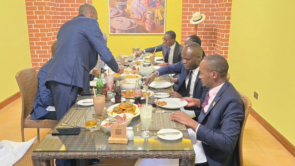 RachierAdvs's tweet photo. Celebrating the newly admitted advocates over lunch with our Senior Partner, Hon. Otiende Amollo. A proud moment for the Rachier &amp; Amollo LLP team.
#rachieradvs @OAmollo @wakwayakevin https://t.co/cKMtv49LKA