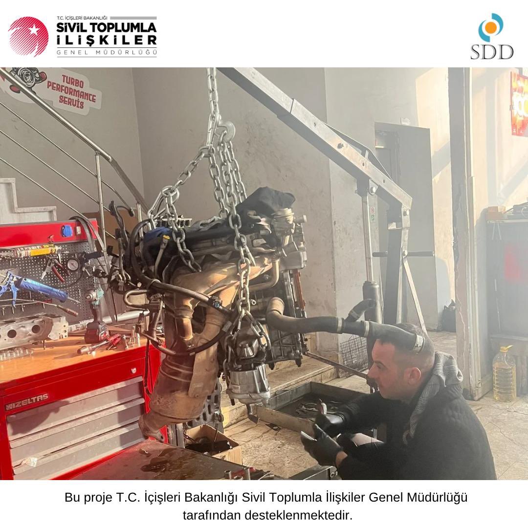 Bir Usta Bir Çırak projemiz kapsamında sanayide uygulamalı eğitimlerimiz devam ediyor.🔧⚙️
Katılımcılarımız, teorik bilgilerini gerçek iş ortamlarında pekiştirerek, ustalarımızdan değerli beceriler öğrenmeye devam ediyor.
<a href="/icisleriSTi/">Sivil Toplumla İlişkiler Genel Müdürlüğü</a> <a href="/ankarastim/">Ankara İl Sivil Toplumla İlişkiler Müdürlüğü</a> <a href="/mhancerkiran/">Mustafa HANÇERKIRAN</a>