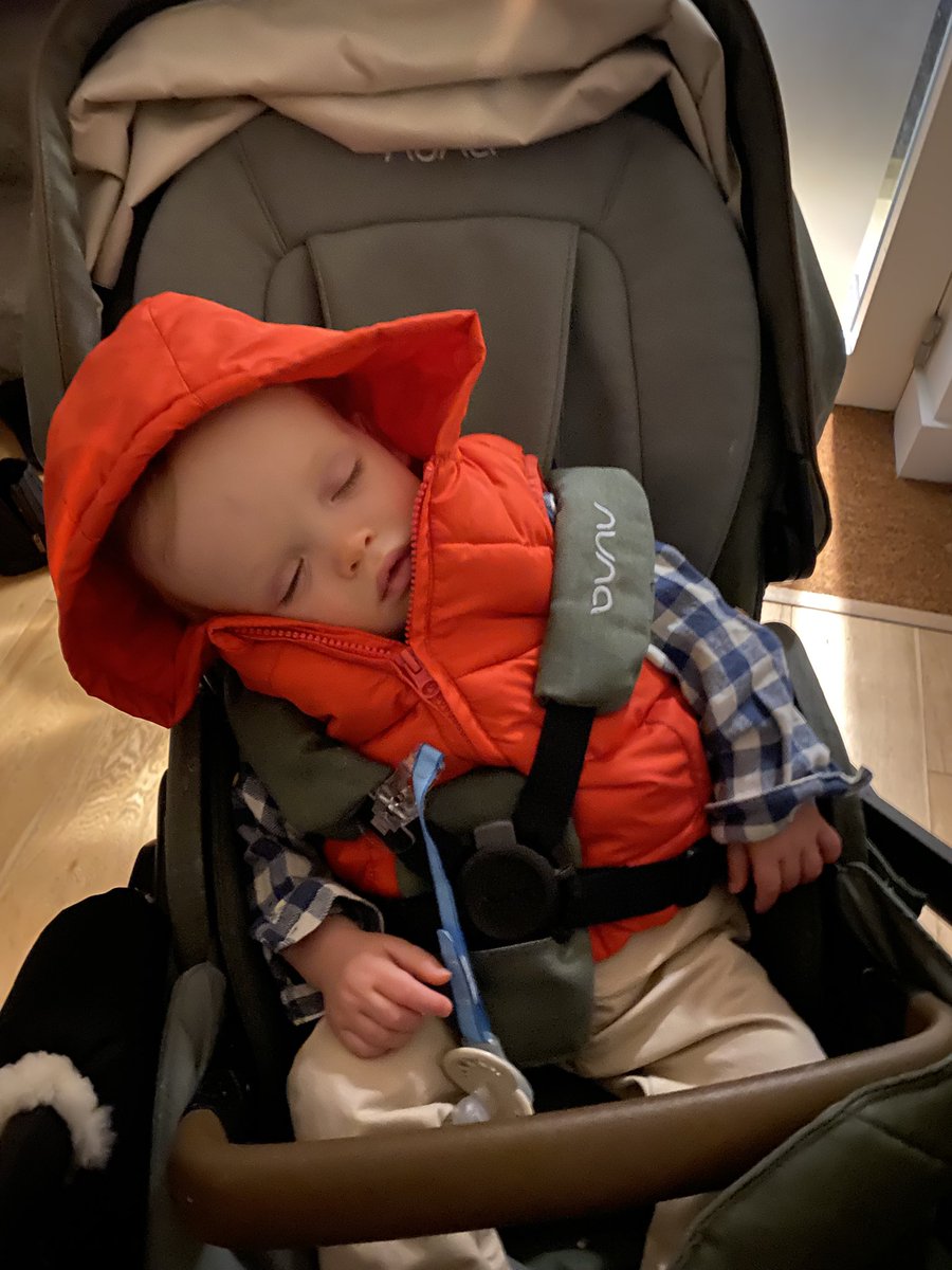 A long weekend of 1st birthday celebrations for my little boy 😴 

#birthday #littleangel #babyboy #sleepy