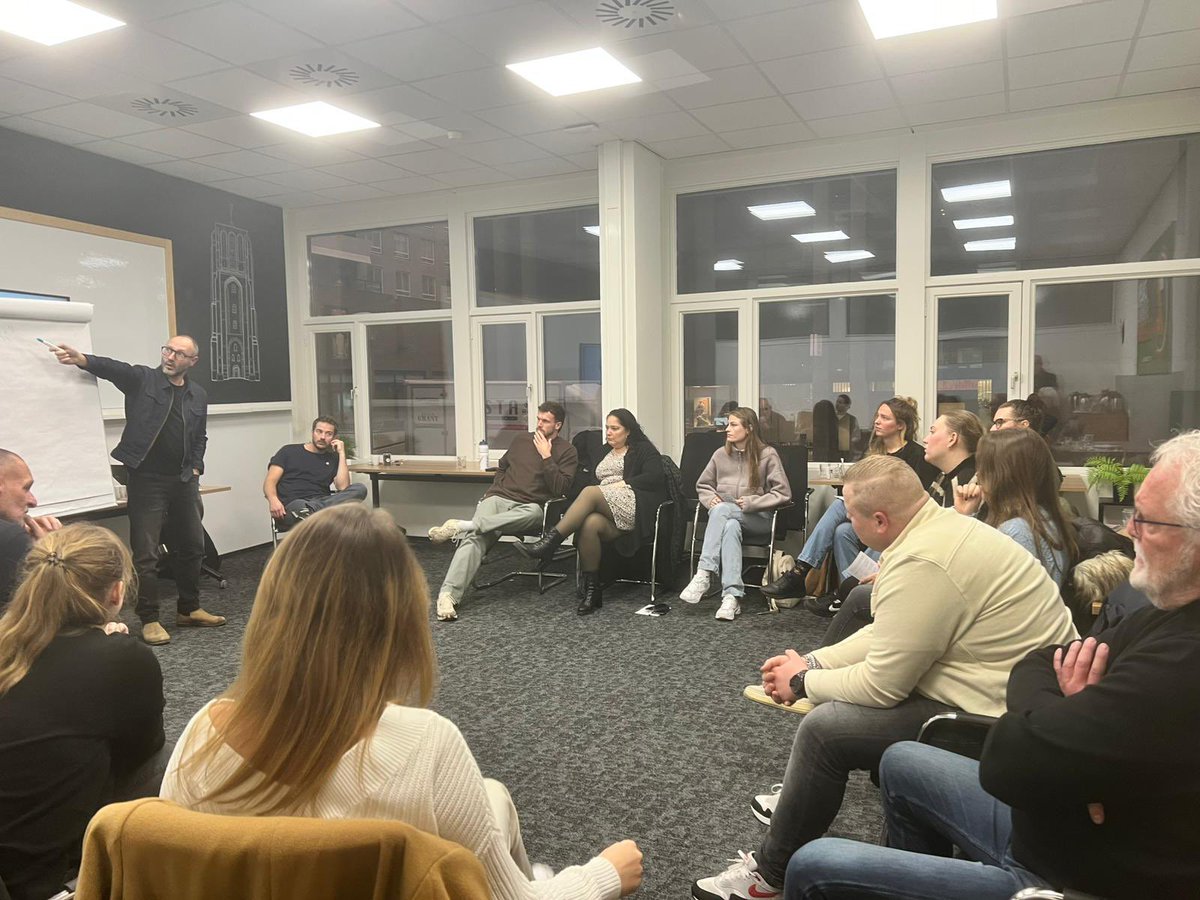 Team Forensisch volop in training
connectinghands.nl/nieuws/team-fo…