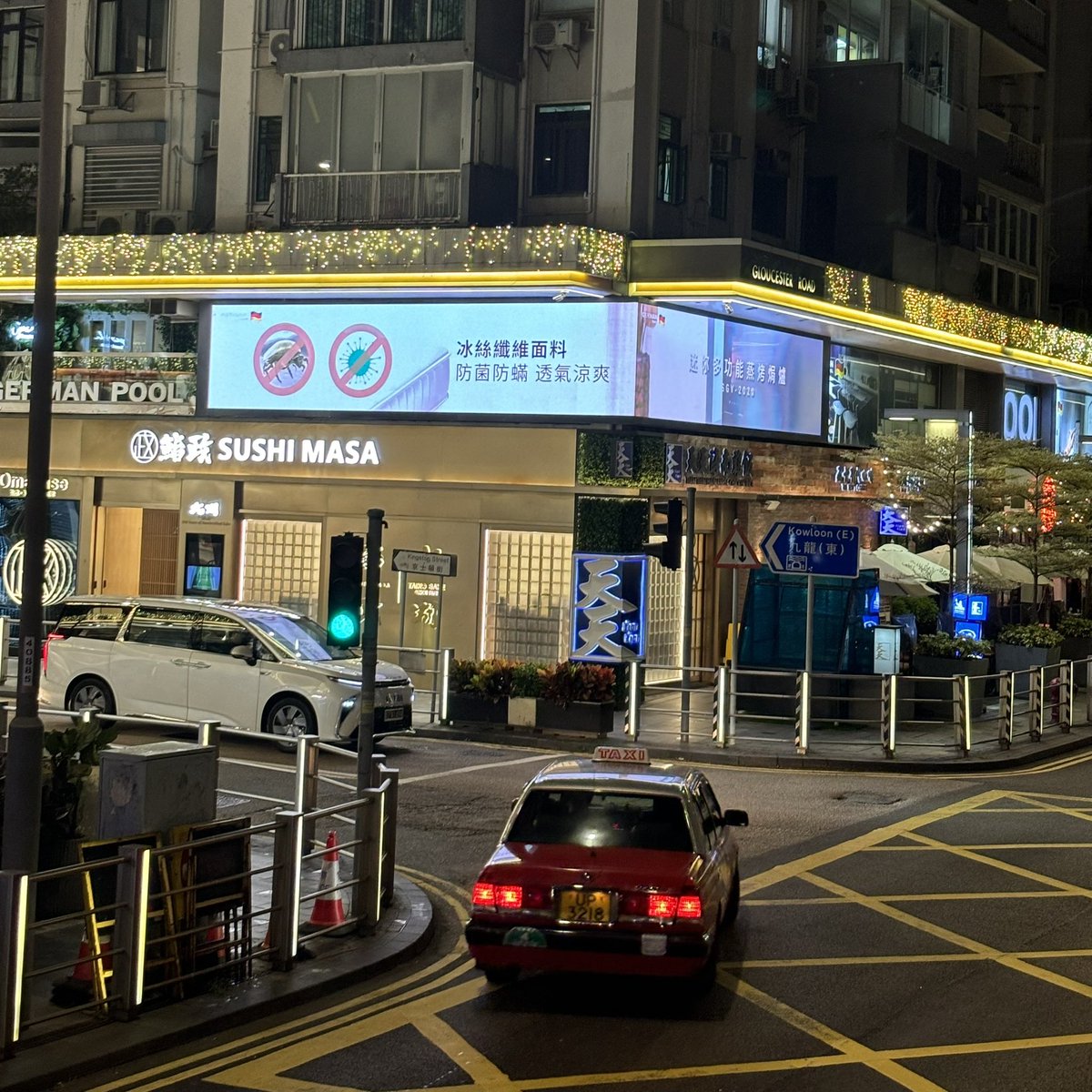 FRIDAY9ll's tweet photo. 你总以为时间无限，所以从不珍惜眼前人. https://t.co/zItYfyw3fU