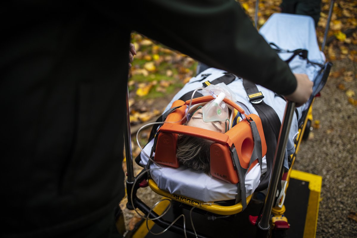 East Midlands Ambulance Service NHS Trust tweet media