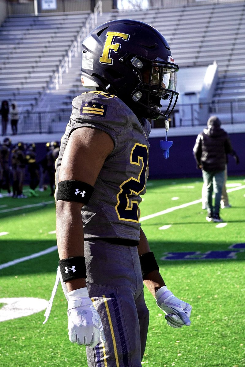 Tone_Johnson3's tweet photo. Got that playoff dub, now on the Championship!

@FriendshipFB 🏝️🏝️🏝️ https://t.co/TrcJyW2Ldf