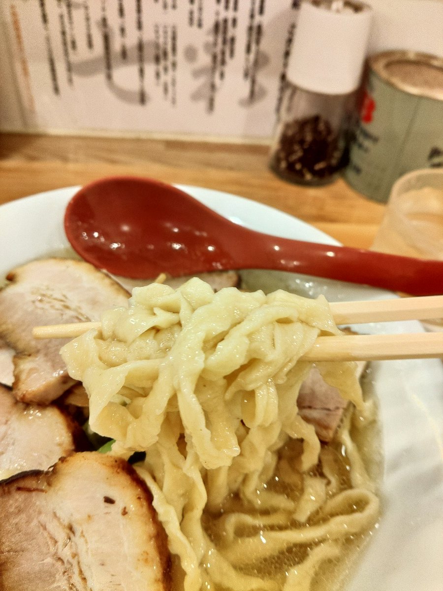 そろそろ涼しくなったし色々やろうと思ってる真魅 tweet media