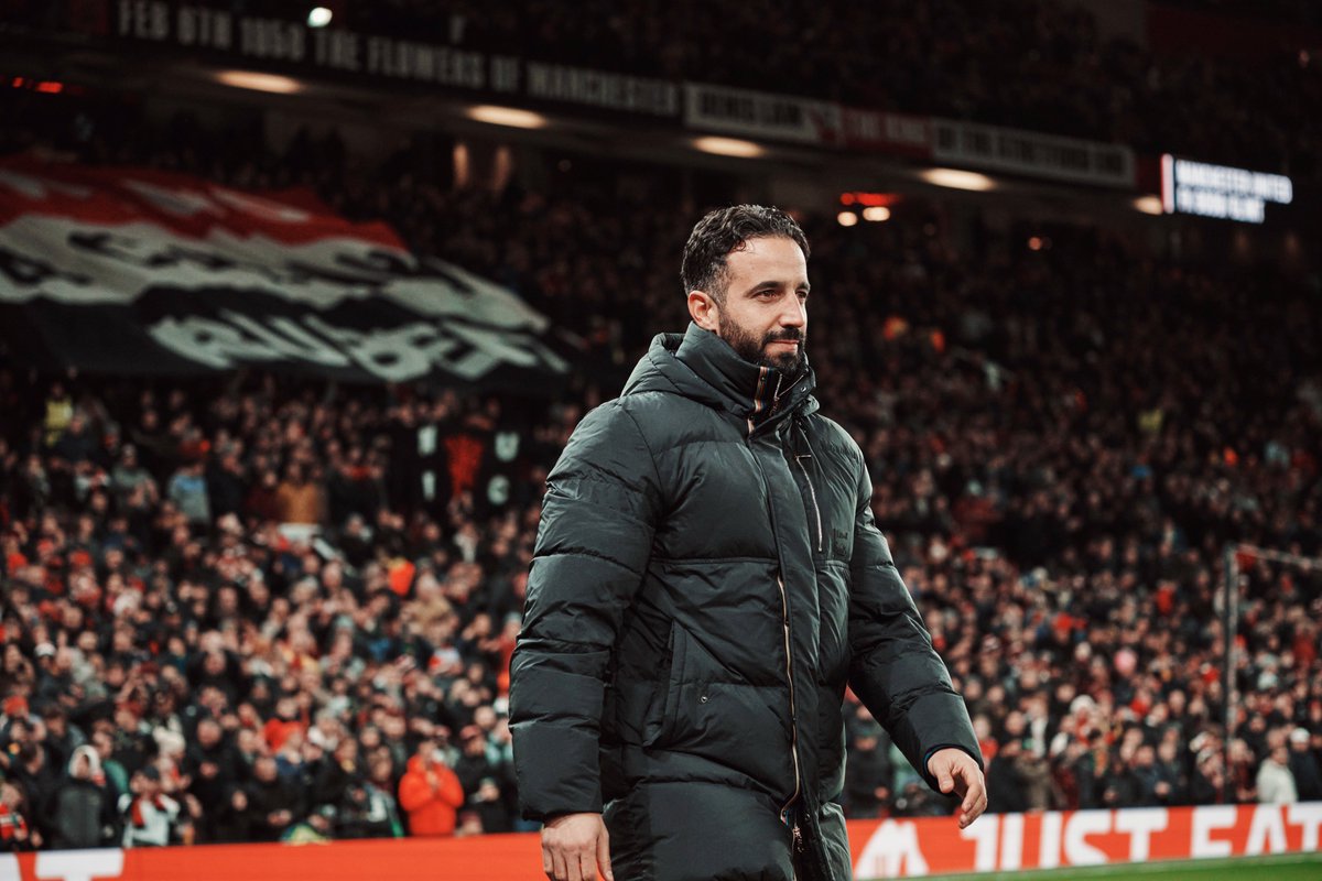 JamesTactics's tweet image. Excited to launch @JamesTactics | your go-to source for in-depth football analysis. I'll be sharing tactical breakdowns, insights on Sporting CP & Manchester United.