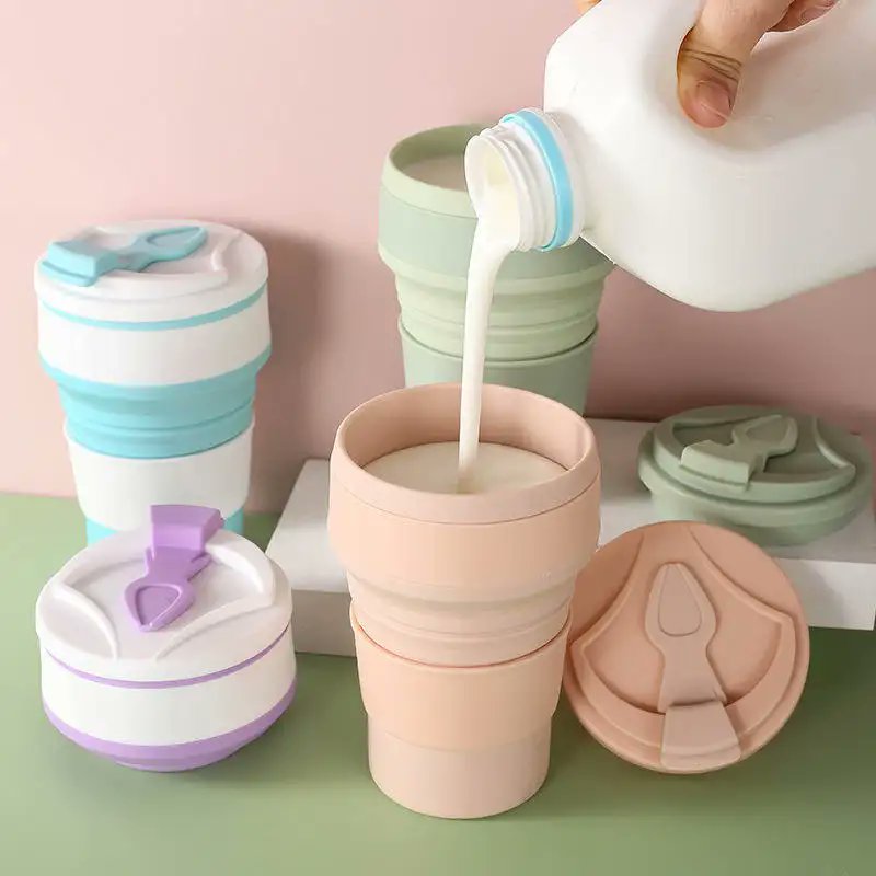 Looking for a #SecretSanta gift, or a great different #Christmasgift  one of our re-usable, eco-friendly, collapsible cups is ideal. It is silicon, dishwasher safe, does not leak and folds into a pocket / handbag size for carrying. #1pmlunch carslaketea.co.uk/product/carsla…