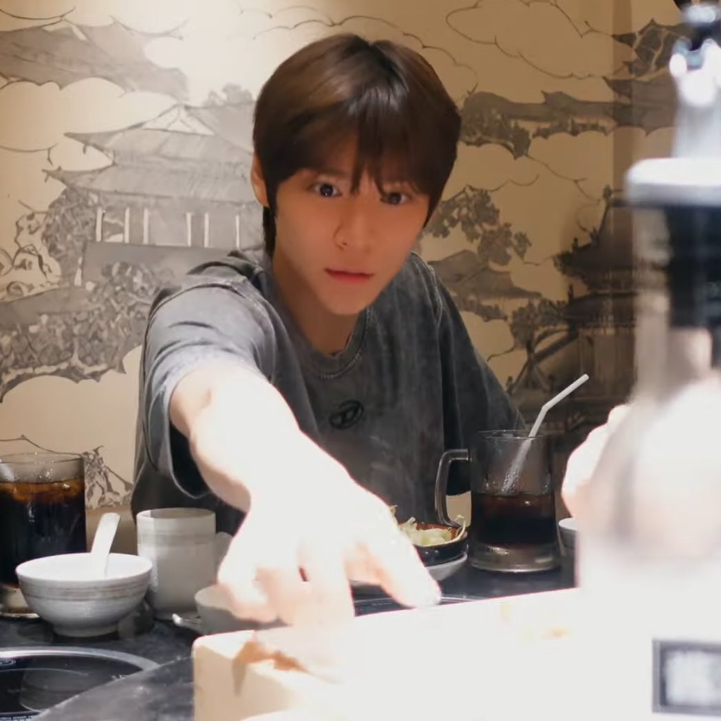 ทำไมชอบทำหน้าแบบนิ้อะ (⑉･̆⌓･̆⑉)