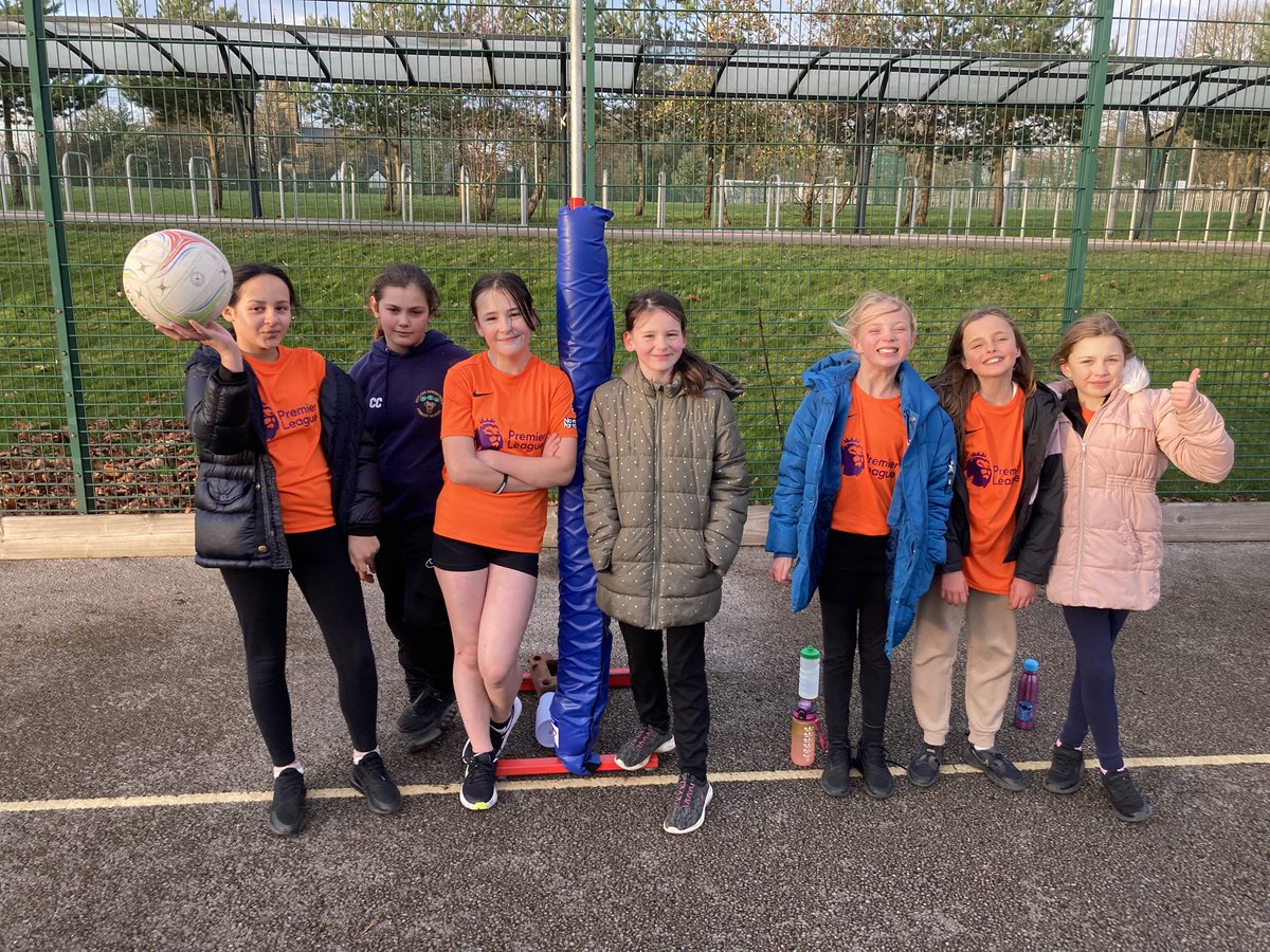 SpringwoodPE's tweet photo. Fantastic afternoon of Netball at Kirk Balk. The girls played really well, finishing 4th overall. Super proud of your efforts #SpringwoodPE https://t.co/8eA1E3xJH9