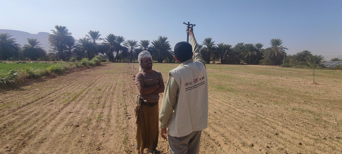 Baladram1's tweet photo. منحة بذور القمح المحسنة وشبكات الري بالرش نقلة نوعية في الزراعة المستدامة ضمن مشروع تحسين إنتاجية محاصيل الحبوب للمساهمة في تعزيز الامن الغذائي
@SMEPSYEMEN 
@ksrcharity https://t.co/bN6Zw83o10