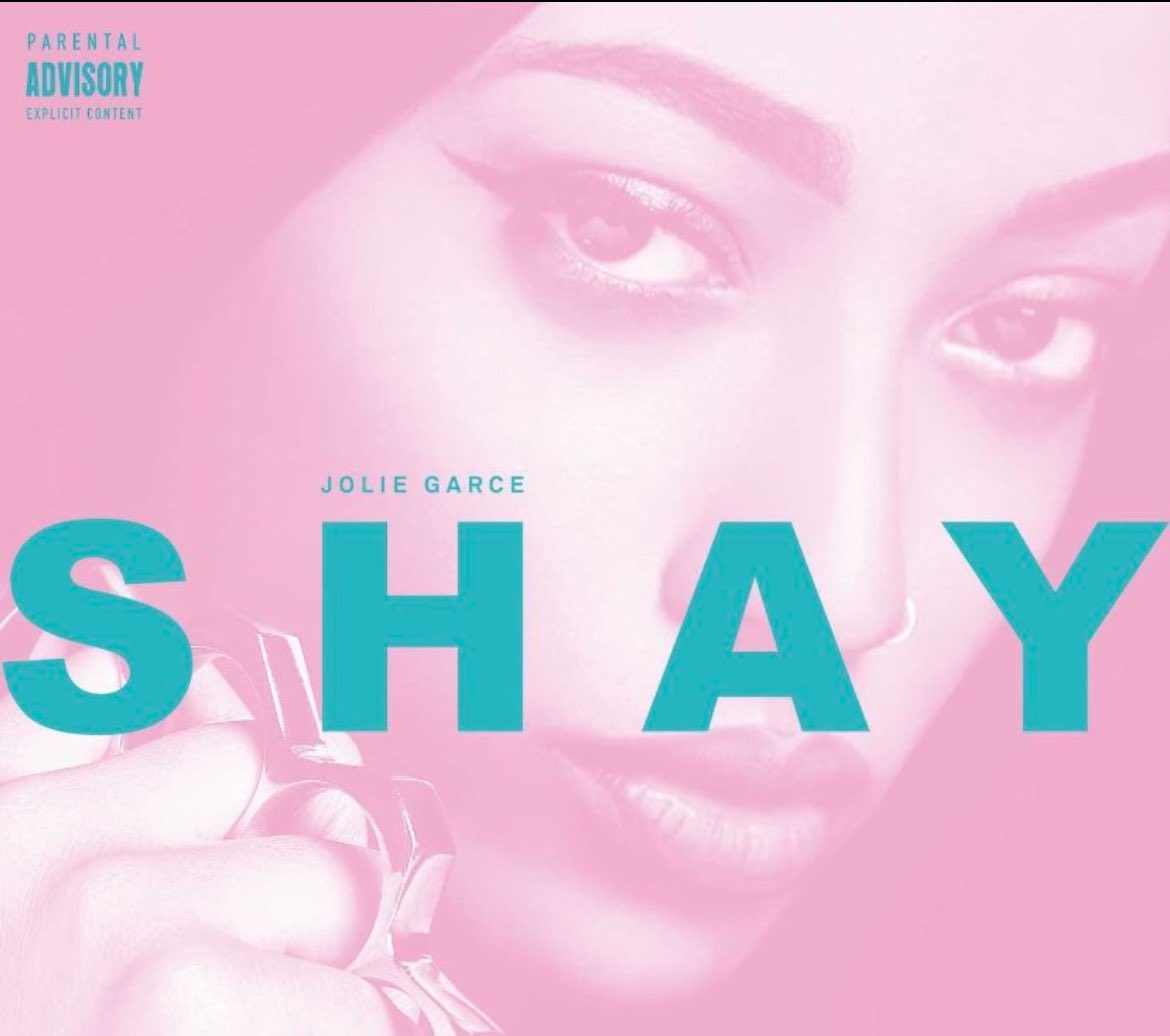 Shaycharts's tweet photo. Il y a 8 ans, Shay sortait “Jolie Garce”, son premier album, avec des morceaux emblématiques comme PMW, Cabeza, Biche et Thibault Courtois. Certifié disque de platine 💿, l’album cumule aujourd’hui plus de 87 millions de streams. https://t.co/PydG0aruBm