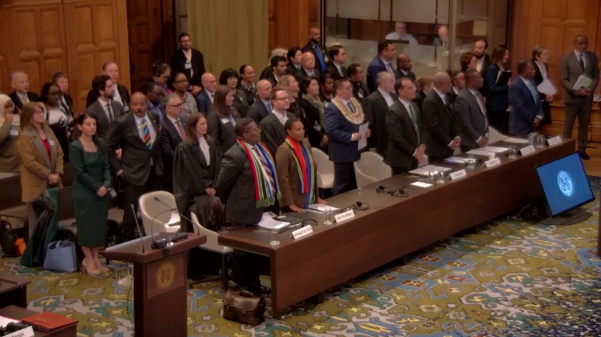 Aline Flor tweet media