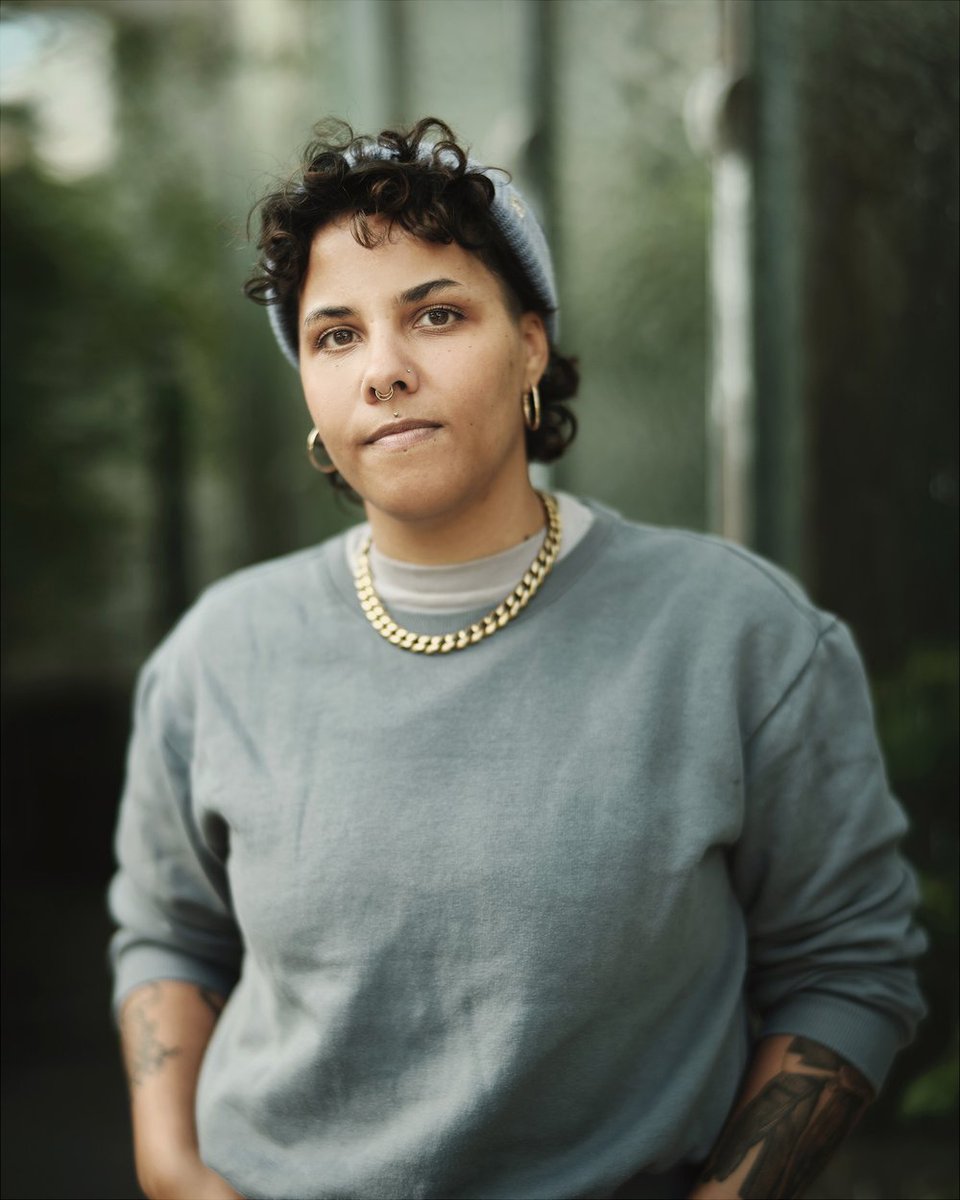 🚨Today from 13:15 to 15:15 (lecture hall C1, UniCampus Hof 2) our pre-doc assistant Mariama de Brito Henn will give a talk on "Axé - Afro-Spiritual Iconography in Brazilian Art"🌍as part of the lecture series "Take Over", which promotes diversity in academia!✨

Don't miss it!💡