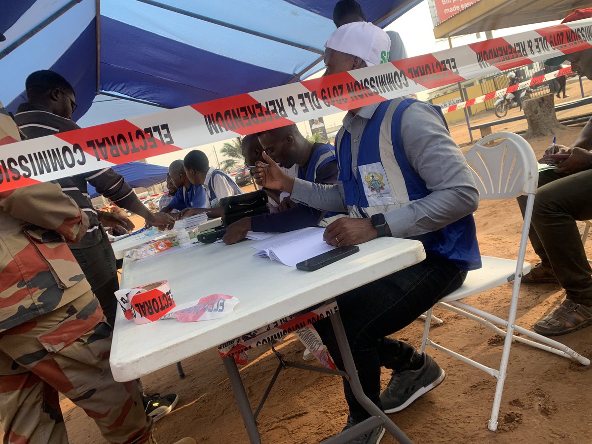 naajudith🦄📚🏀 tweet media