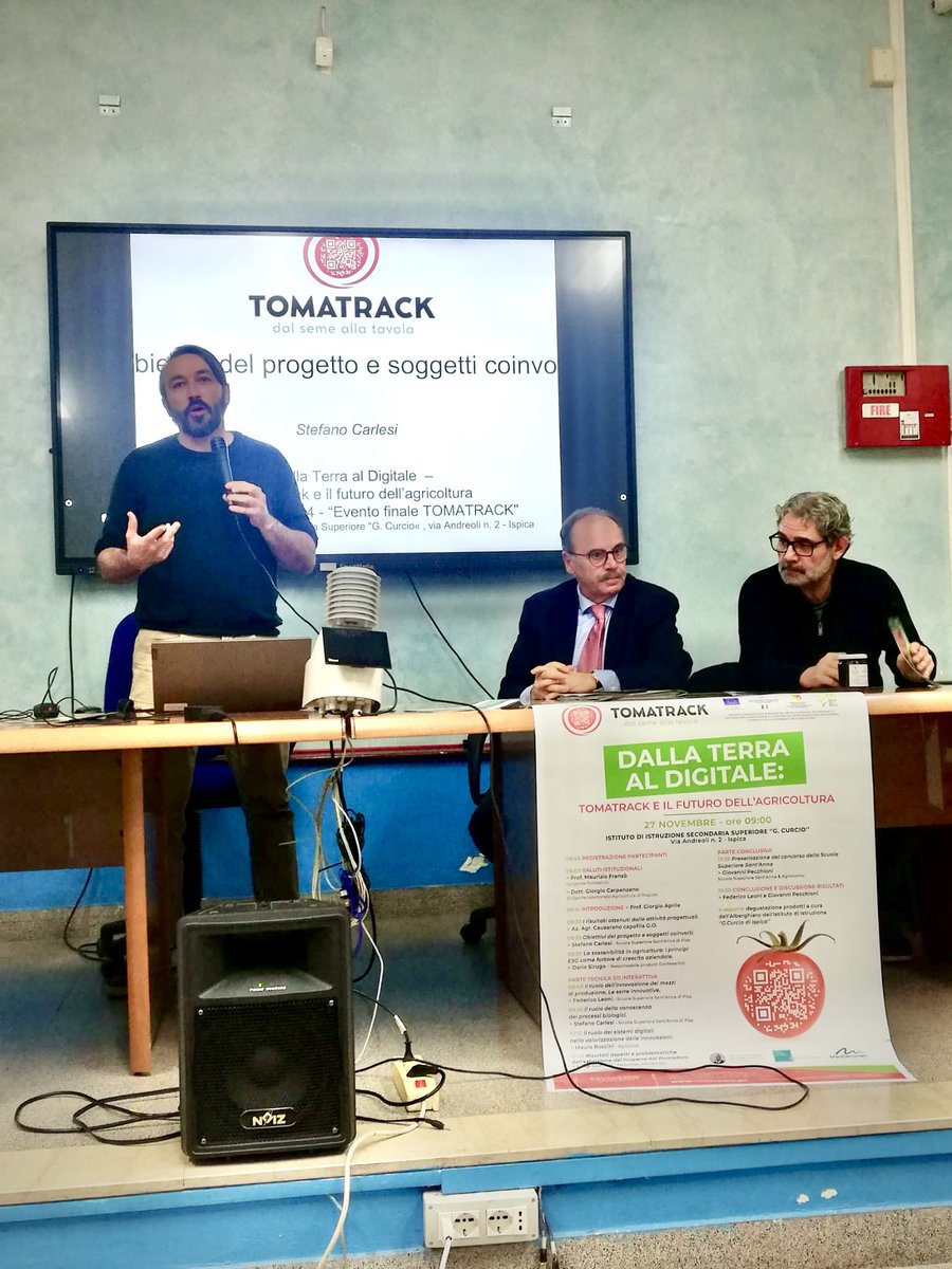 We presented, to over 70 students from the scientific high school, the final results of the #Tomatrack project, that commits us, with <a href="/AgricolusSuite/">Agricolus</a> , to introduce advanced technologies #ICT in the #TomatoSupplyChain in Sicily.

🍅Read more at tomatrack.eu