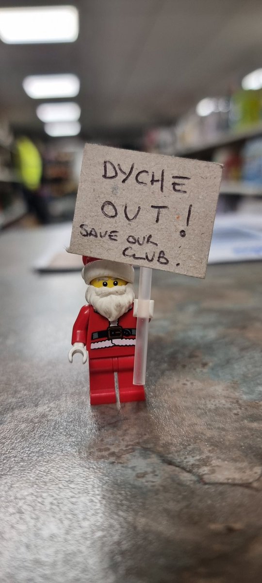 bluejasp's tweet photo. That's the Decorations up at Work.....

#legosanta
#lego
#utft
#saveourseason https://t.co/nm9CBXJsbq