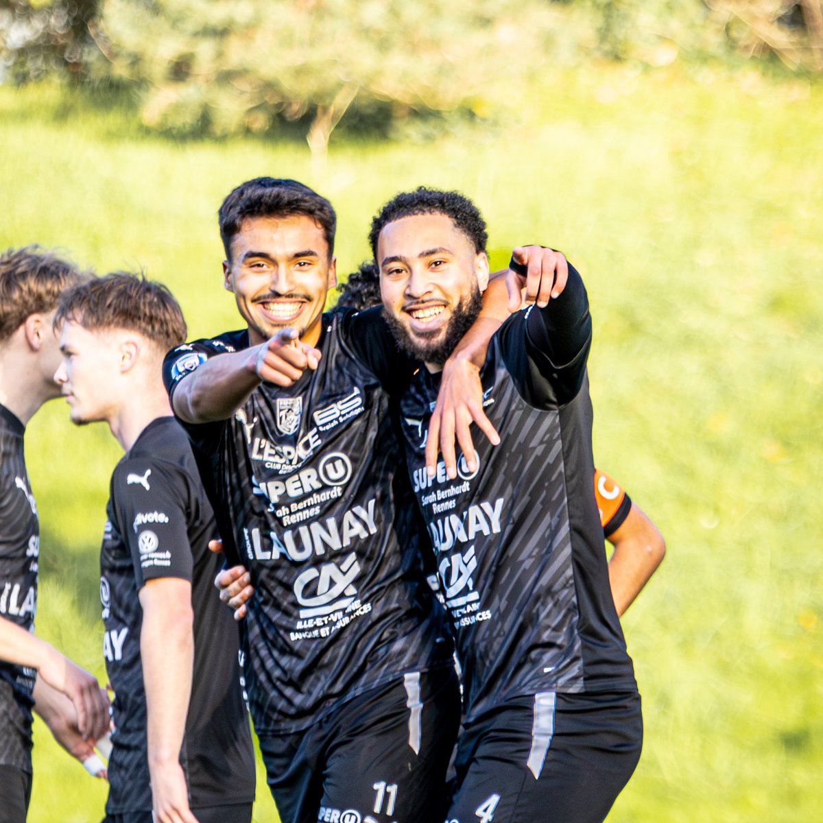 tarennes's tweet photo. 📷 𝑽𝒊𝒄𝒕𝒐𝒊𝒓𝒆 𝒅𝒆 𝒏𝒐𝒔 𝑺𝒆́𝒏𝒊𝒐𝒓𝒔 𝑹2 : 5-2 𝒇𝒂𝒄𝒆 𝒂̀
𝑳’𝑨𝑺 𝑽𝒊𝒕𝒓𝒆́ 2 ! 📷
Une victoire précieuse contre le leader du championnat ! Nos séniors R2 s’imposent 5-2.
Une pensée à Théo, sorti sur blessure et à qui nous souhaitons un bon rétablissement.
#TEAMTA https://t.co/Ls9GOjTrvF