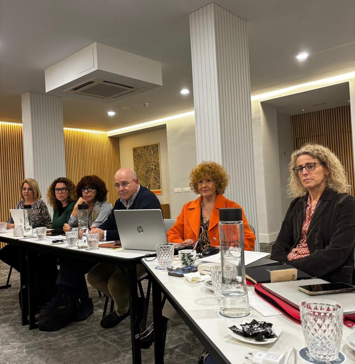 CongresoFEAP2022 tweet media