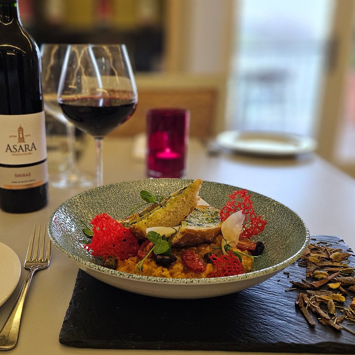 AsaraEstate's tweet photo. Ever wondered what goes into making your experience at ASARA so unforgettable? Here’s a sneak peek behind the scenes!
#BehindTheScenes #ASARAExperience #TeamworkAtASARA #WineAndHospitality https://t.co/AJj0seFN9n