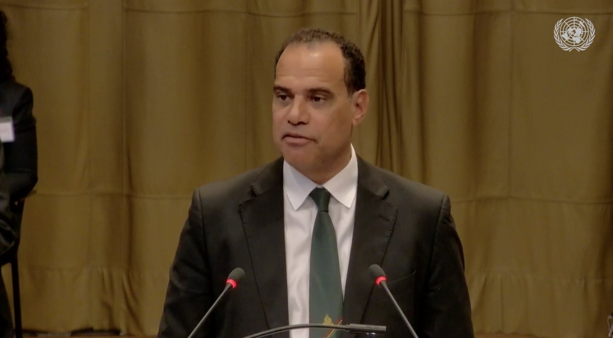 🌍⚖️ Seb Duyck | @duycks.bsky.social (@duycks) on Twitter photo 7/ 🇻🇺<a href="/RRegenvanu/">Ralph Regenvanu</a>, Vanuatu's Special Envoy for Climate Change, opens the oral submissions, stressing the importance for the Court to ground climate action not in political convenience but in international law - stressing that where #COP29 fails, the Court must step in 7/ 🇻🇺<a href="/RRegenvanu/">Ralph Regenvanu</a>, Vanuatu's Special Envoy for Climate Change, opens the oral submissions, stressing the importance for the Court to ground climate action not in political convenience but in international law - stressing that where #COP29 fails, the Court must step in