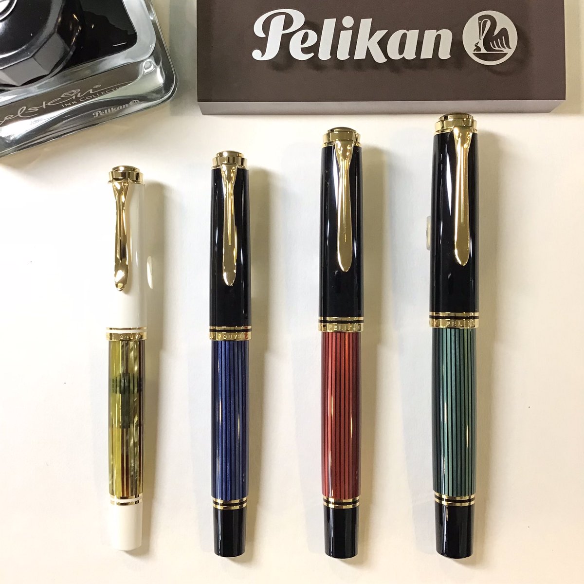 nagasawa_den's tweet photo. 【ペリカン製品価格改定のお知らせ】

2024年12月15日（日）よりペリカン製品の価格改定を予定しております。
気になっていた方は値上がり前のこの機会に是非お買い求めください✒️

写真1枚目左から
・M400万年筆/ 現行価格¥55,000→新価格¥63,800
・M600万年筆/ 現行価格¥60,500→新価格¥71,500
⇩ https://t.co/g4iEq0IuC0