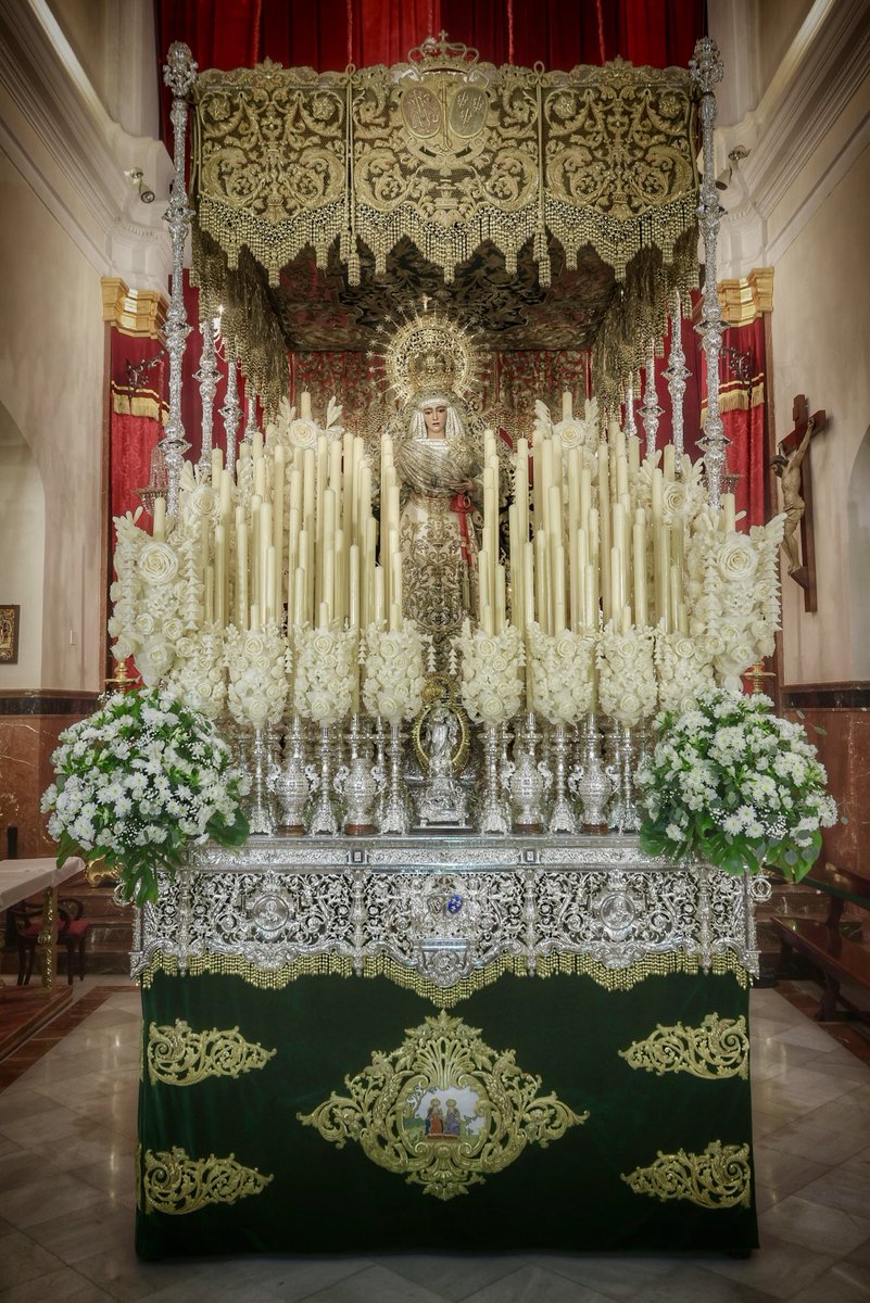 ManuFerGomezFot's tweet photo. Que se abran las puertas del cielo para quien pronuncie tu nombre…⁦@EspDeTriana⁩ https://t.co/sKp8VnEky3