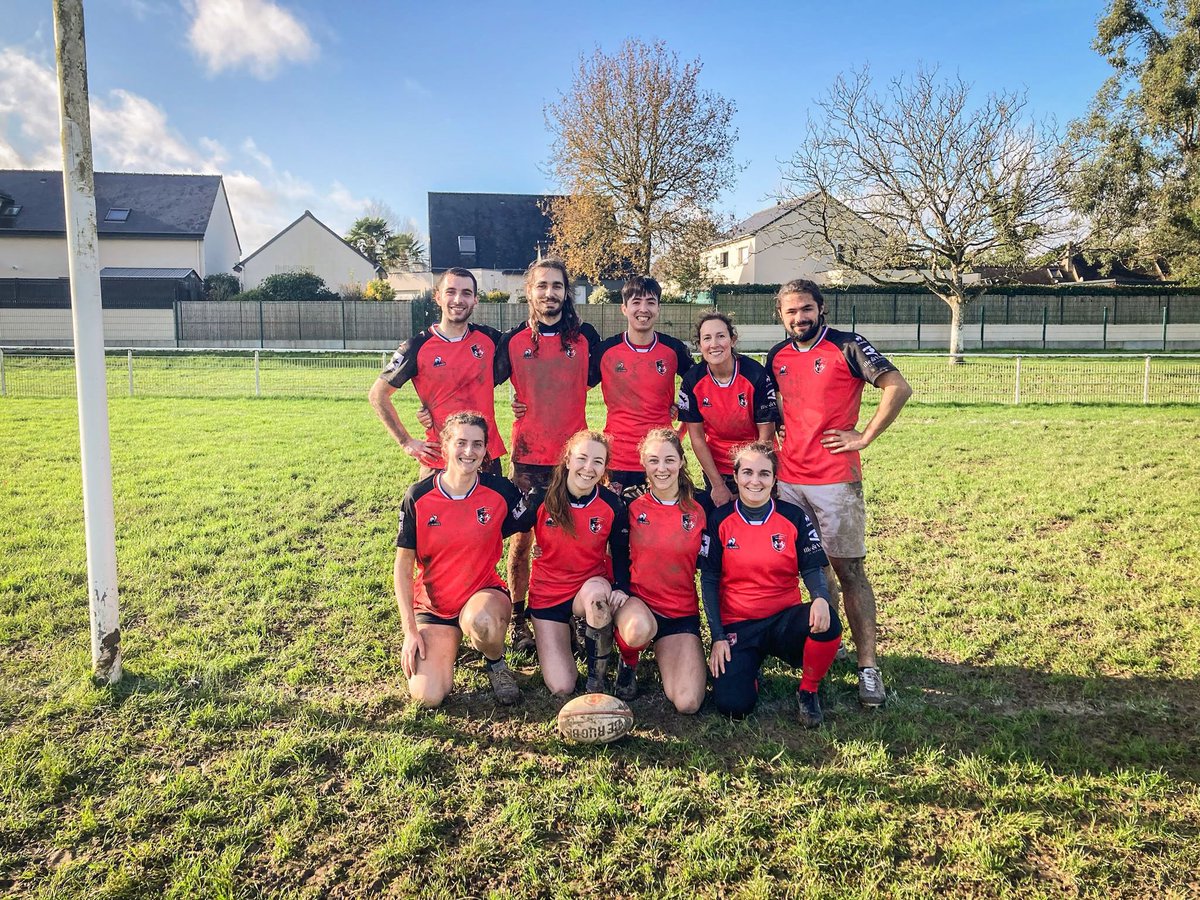 Résultats du week-end ⚡

Notre équipe Réserve est restée au coude à coude jusqu'en début de seconde mi-temps avant de s'incliner sur le score de 30-7.

Notre équipe mixte de rugby à toucher a remporté 2 matchs sur 4, une belle performance pour nos joueuses et joueurs !