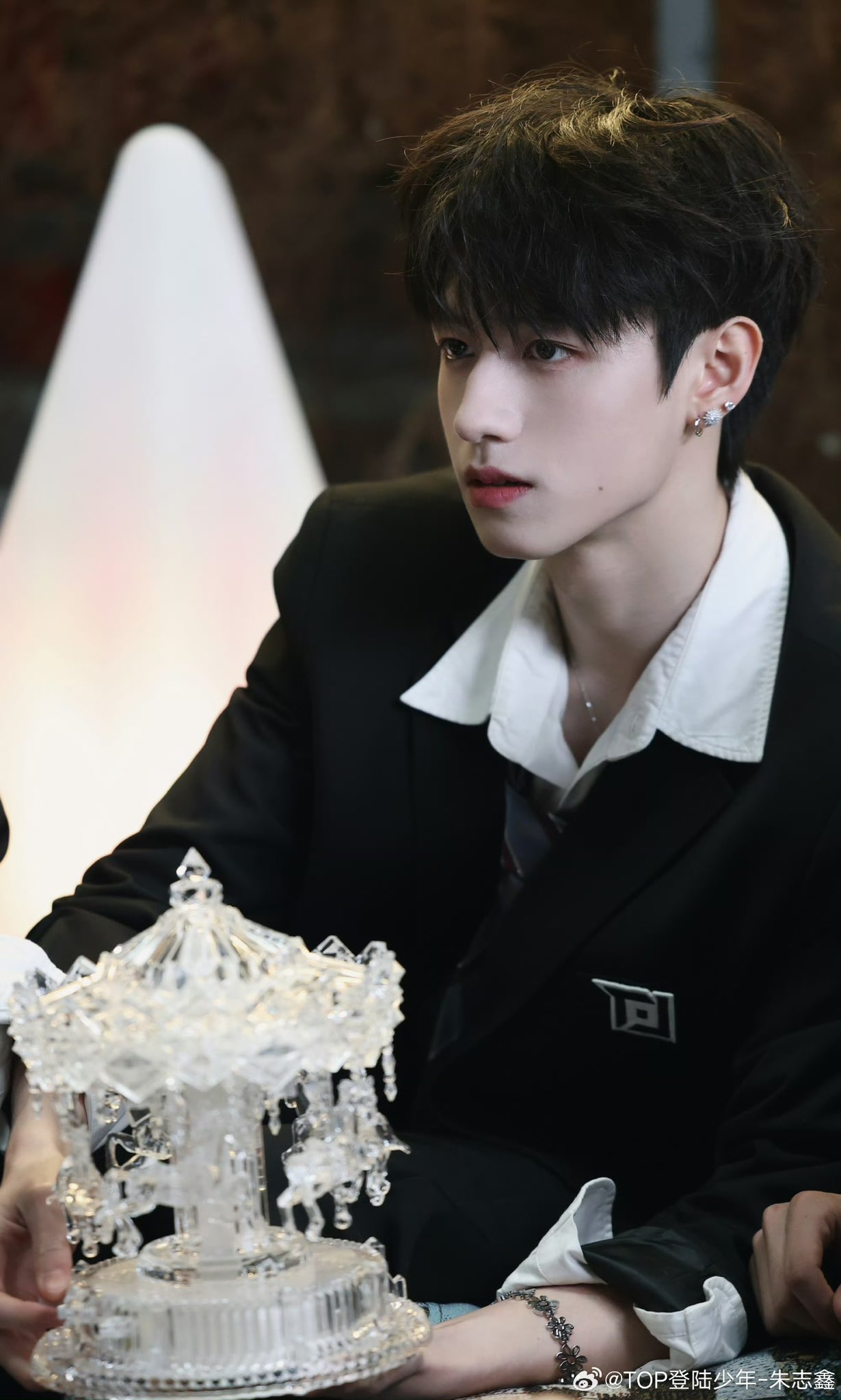 登陆少年组合 TF家族三代 朱志鑫 全套 TOP 登陆少年——朱志鑫】ZHUZHIXIN个人频道- YouTube
