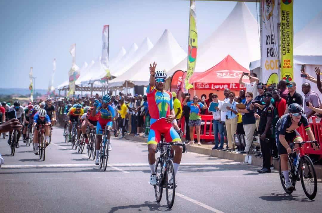 SolomonAsefaw2's tweet photo. Milkyas Maekele with stylish finish & became the #Champion π of Zoba-Maekel in Asmara Eritrea. What a phenomenal performance from this young, star rider.
Congrats #MilkyasMaekele Anbesa π₯π΄ββοΈ
#Akish #RedseaCamel ππͺπ·π«Άπ«‘
πππThe Stylish Finisher!πππ
πΈ @4AfricanVision π«‘π«Άπ https://t.co/WGM9YrzFH4