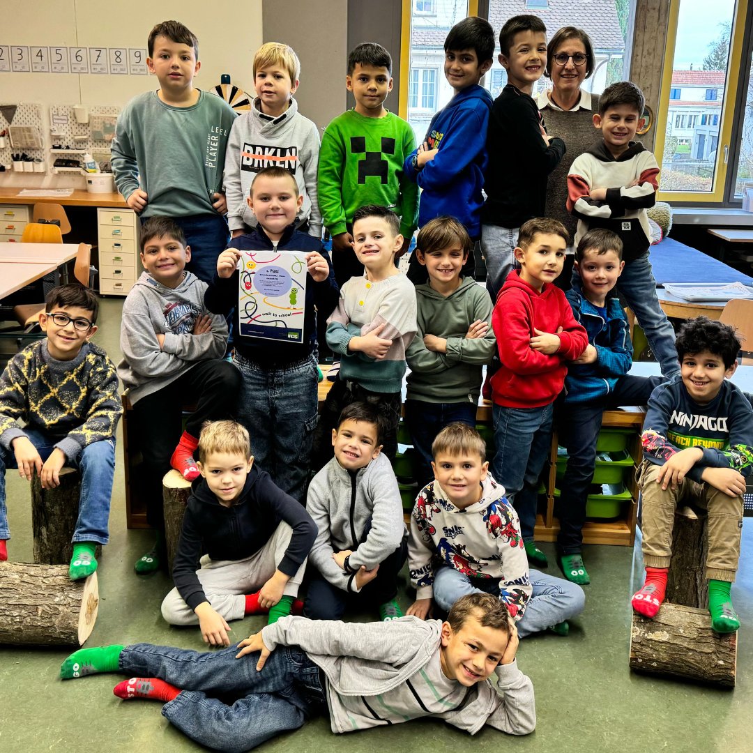 Record pour notre action #WalkToSchool : 14'562 élèves de 774 classes  ont participé à cette 13e édition, soit 40% de plus que l’année  précédente. C'est la classe de première année de l'école primaire  Nordstrasse à Amriswil qui remporte le concours🥳

#mobilitéscolaire