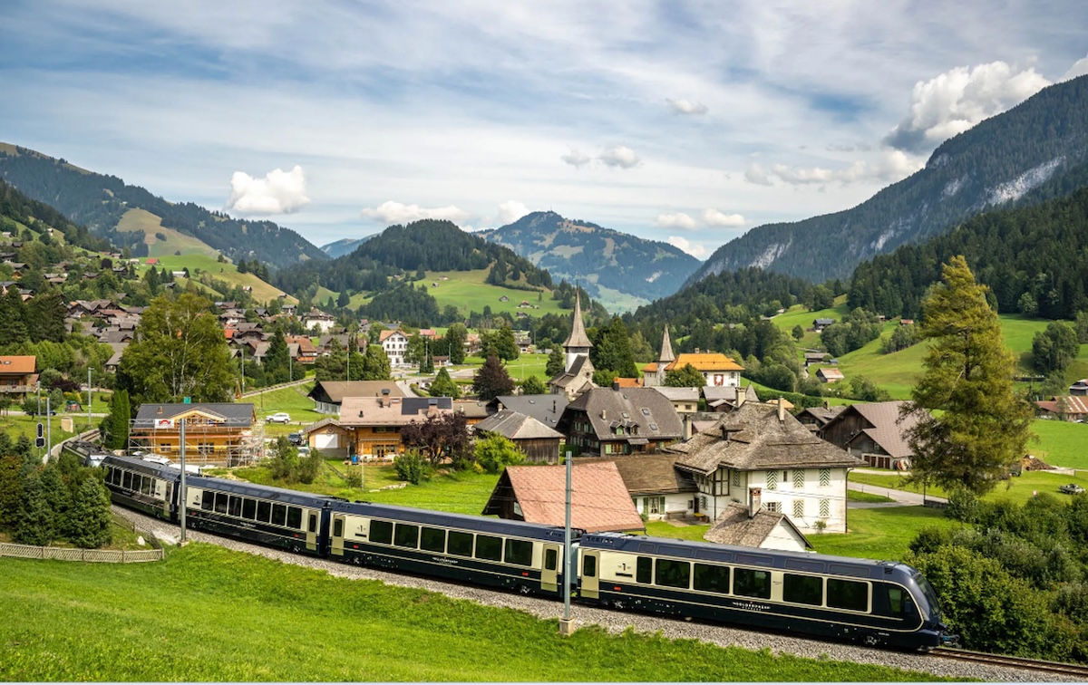 Michael Cranmer takes us on a grand tour of Switzerland, via train 🚆

bespokeblackbook.com/grand-train-to…

#bespokeblackbook #travelswitzerland #grandtraintour <a href="/Eurostar/">Eurostar</a> <a href="/Travel_CH_/">Travel Switzerland</a>