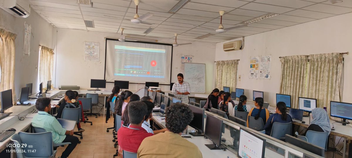 codespotorg's tweet image. 💡Codespot Academy recently concluded a successful One-Credit Course on Flutter Development at Dr. Mahalingam College of Engineering and Technology (MCET), Pollachi.
.
.
#flutter #flutterdeveloper #drmahalingamcollege #codespotacademy #softwaredevelopment #skilldevelopment