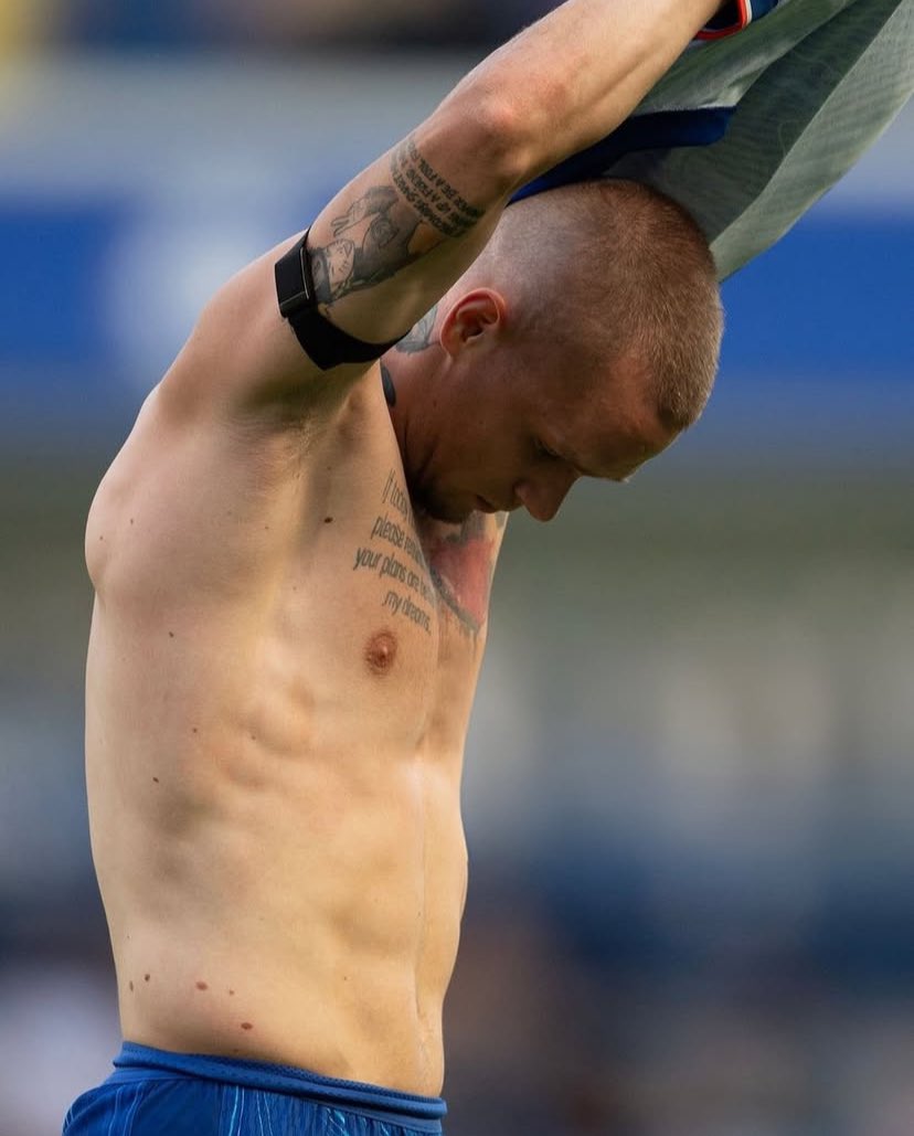 اه وربي يدخل قائمة توب اكثر أجسام تخضع ❤️‍🔥😭😭😭😫👅💦