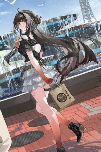 HER CASUAL OUTFIT!!!!!!!! SHE'S SO PRETTY AAAGGHHHHHHHHHHHHHH😭😭😭😭😭😭