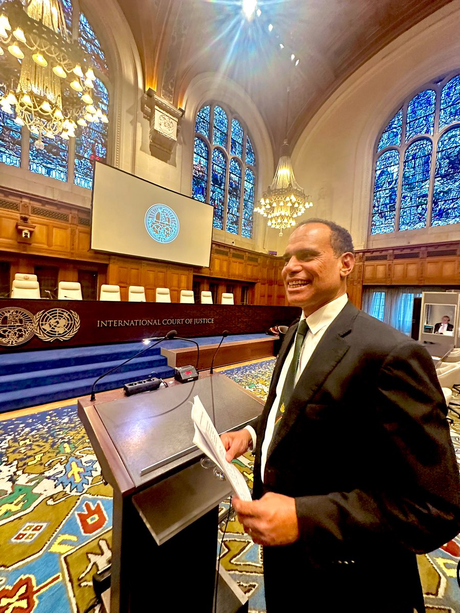 Jen Robinson tweet media