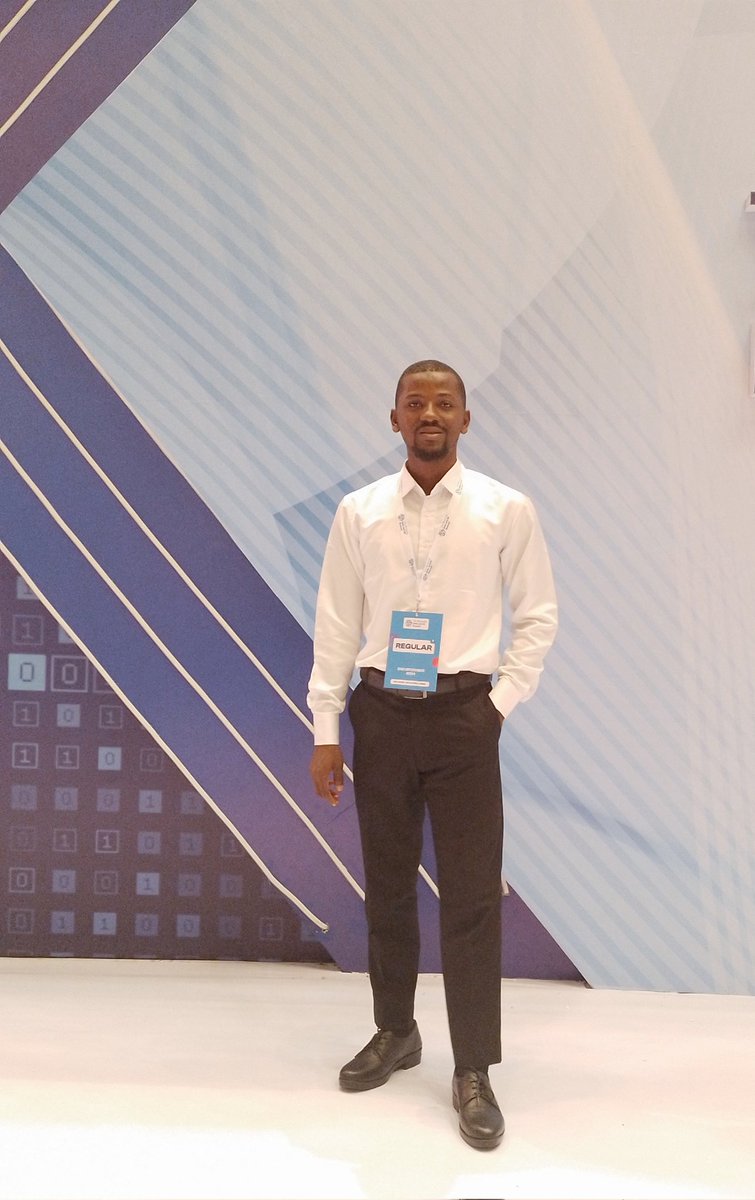 RahmanOlaniyan's tweet image. Live at The Bluechip Data and AI Summit 

 #BluechipSummit2024  #DataForAfrica #FutureOfData #AITransformation #TechLeadership #DataDriven