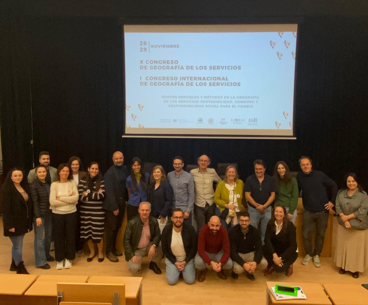 Dos días muy productivos de encuentros y aprendizajes en el X Congreso nacional (I internacional) de Geografía de los Servicios en Valencia. Gracias a los comités organizador y científico y a todos los asistentes.