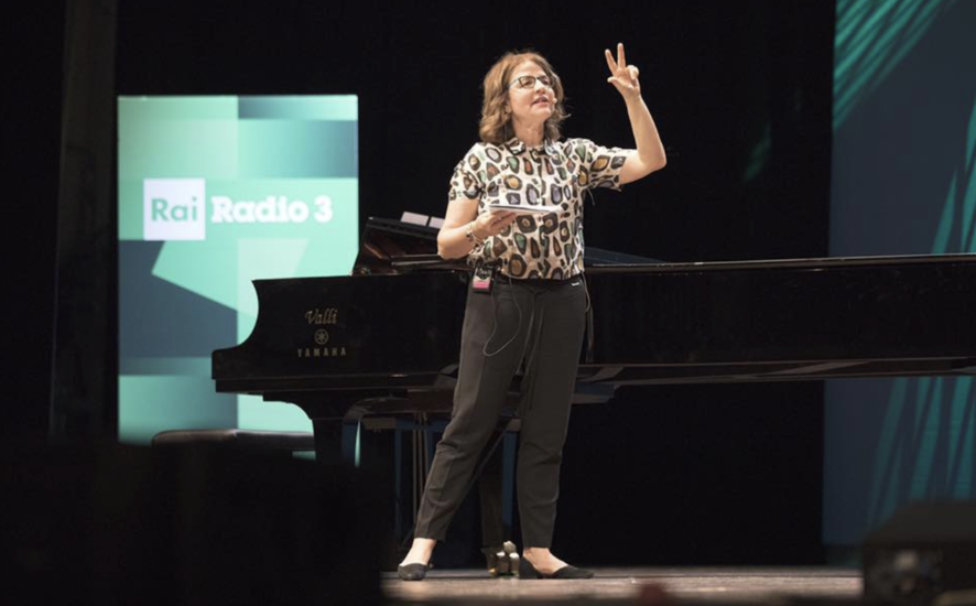 Radio3 Scienza (@radio3scienza) on Twitter photo <a href="/Radio3tweet/">Rai Radio3</a> <a href="/mottambulo/">marco motta</a> <a href="/robertafulci/">Roberta Fulci</a> @ProvinciaBZ L'associazione "Donne fra le stelle" <a href="/donnefrale/">donnefralestelle</a> ha pubblicato il bando della 2^ edizione del Premio nazionale Rossella Panarese per la divulgazione scientifica spaziale. Due le categorie in concorso: video e podcast. Tutte le info qui: bit.ly/3ZqPyXj <a href="/Radio3tweet/">Rai Radio3</a> <a href="/mottambulo/">marco motta</a> <a href="/robertafulci/">Roberta Fulci</a> @ProvinciaBZ L'associazione "Donne fra le stelle" <a href="/donnefrale/">donnefralestelle</a> ha pubblicato il bando della 2^ edizione del Premio nazionale Rossella Panarese per la divulgazione scientifica spaziale. Due le categorie in concorso: video e podcast. Tutte le info qui: bit.ly/3ZqPyXj