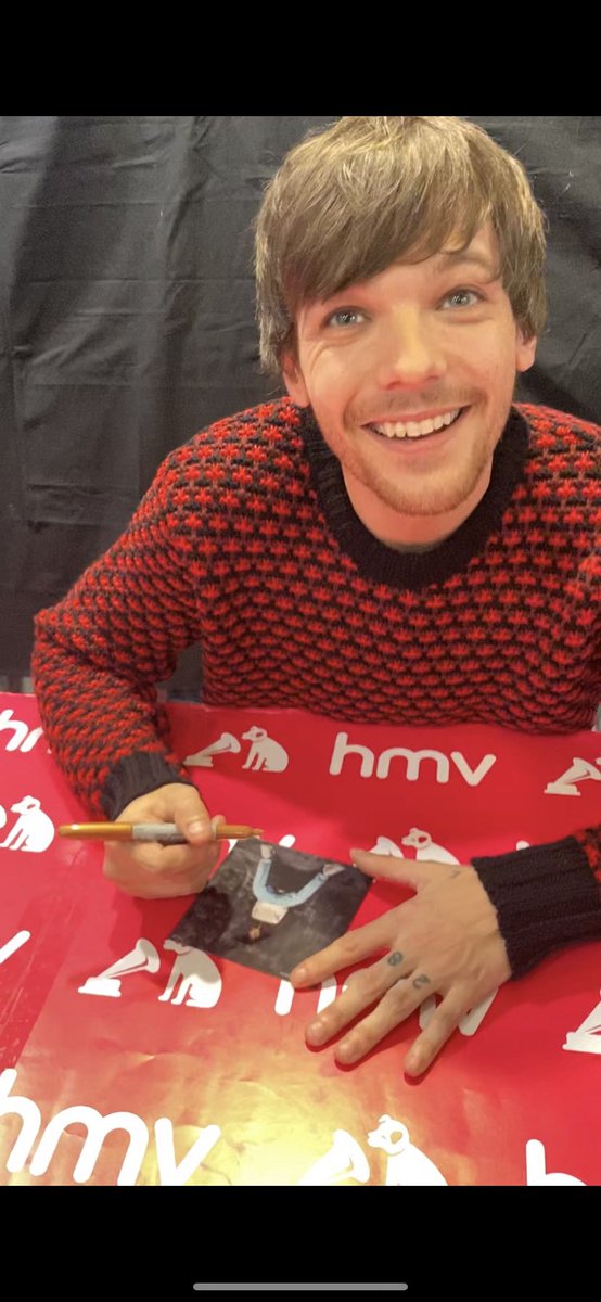 SianX1998's tweet photo. @sunshine_lwt28 When I met him ❤️ https://t.co/y5F3YuiITJ