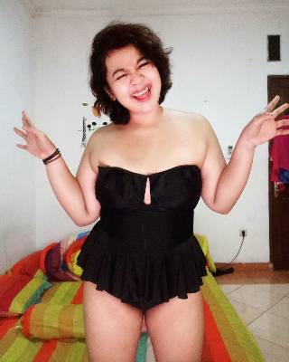 BaliMichatYes's tweet photo. Di pap pacar temen https://t.co/6vG79LkbIS