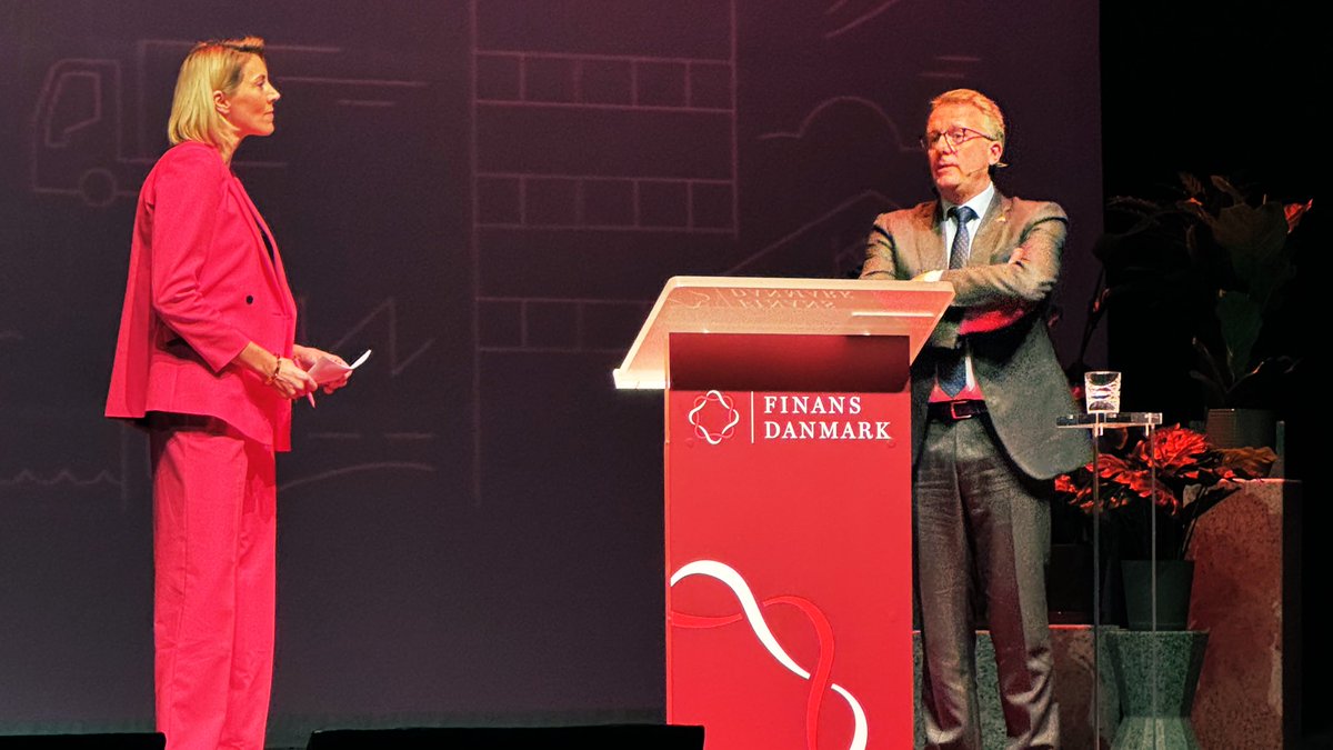 MHOestergaard's tweet image. Morten Bødskov på #fida24 : “@DanskeBank_DK sparker en åben dør ind med forslag om regelforenklinger” 
#dkpol #dkbiz @Erhvervs_min 🌱

berlingske.dk/virksomheder/p…